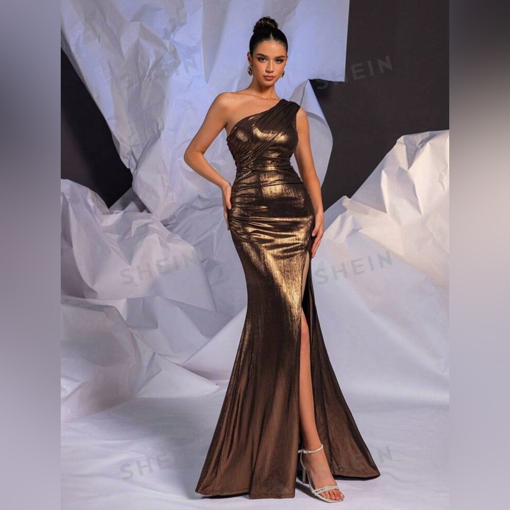 SHEIN Belle One Shoulder Formal Gown